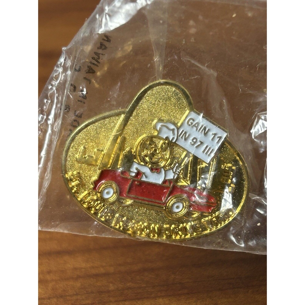 1997 SAINT LOUIS REGION DRIVE-THRU Speedee Gain‎ 11 MO MCDONALD'S CREW PIN